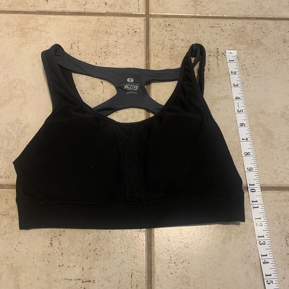 Old Navy Active Black Cross-Back Sports Bra - Size M - Picture 4 of 5